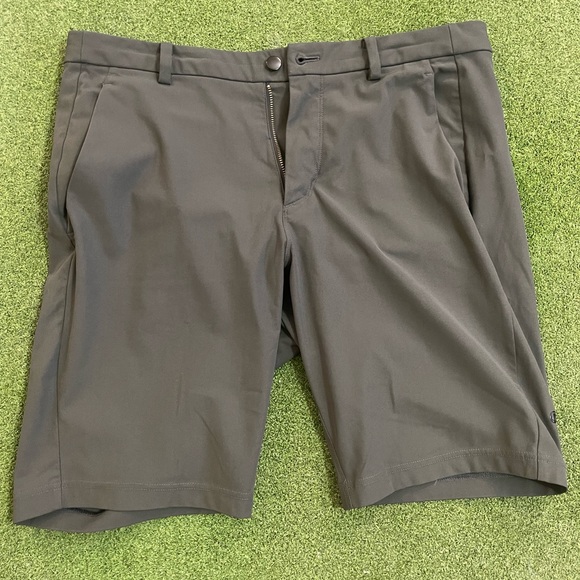 lululemon athletica Other - Men’s lululemon shorts